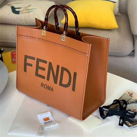 bolso fendi roma